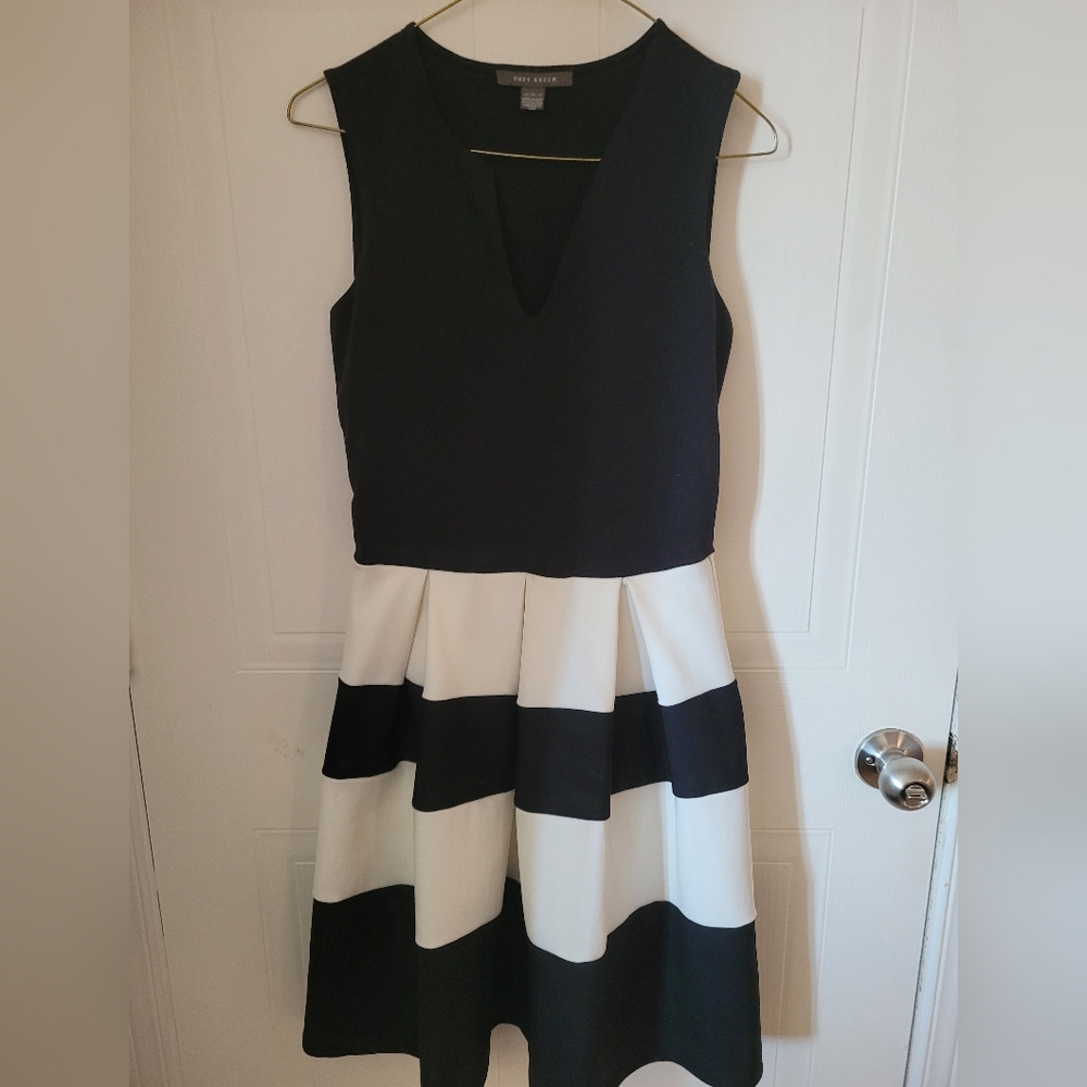 SUZY SHIER black & white dress ~ XS
